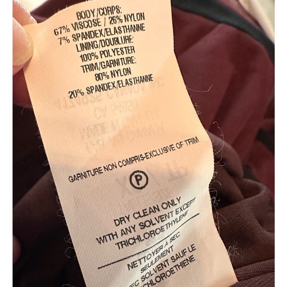 La Pina David Helwani Burgundy body con Peek-a-boo XS Sleeveless Sheath Dress - Picture 14 of 15